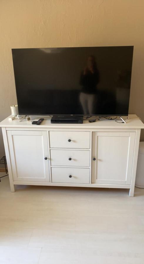 Appartement Salernes Centre Ville Luaran gambar